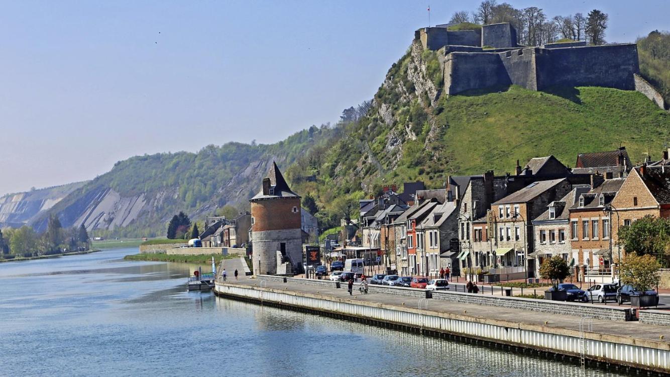 Апартаменты Le Repos De La Meuse Живе Экстерьер фото